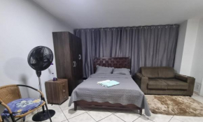 Apto Kit Studio Asa Norte 1 a 3 hospedes com WIFI
